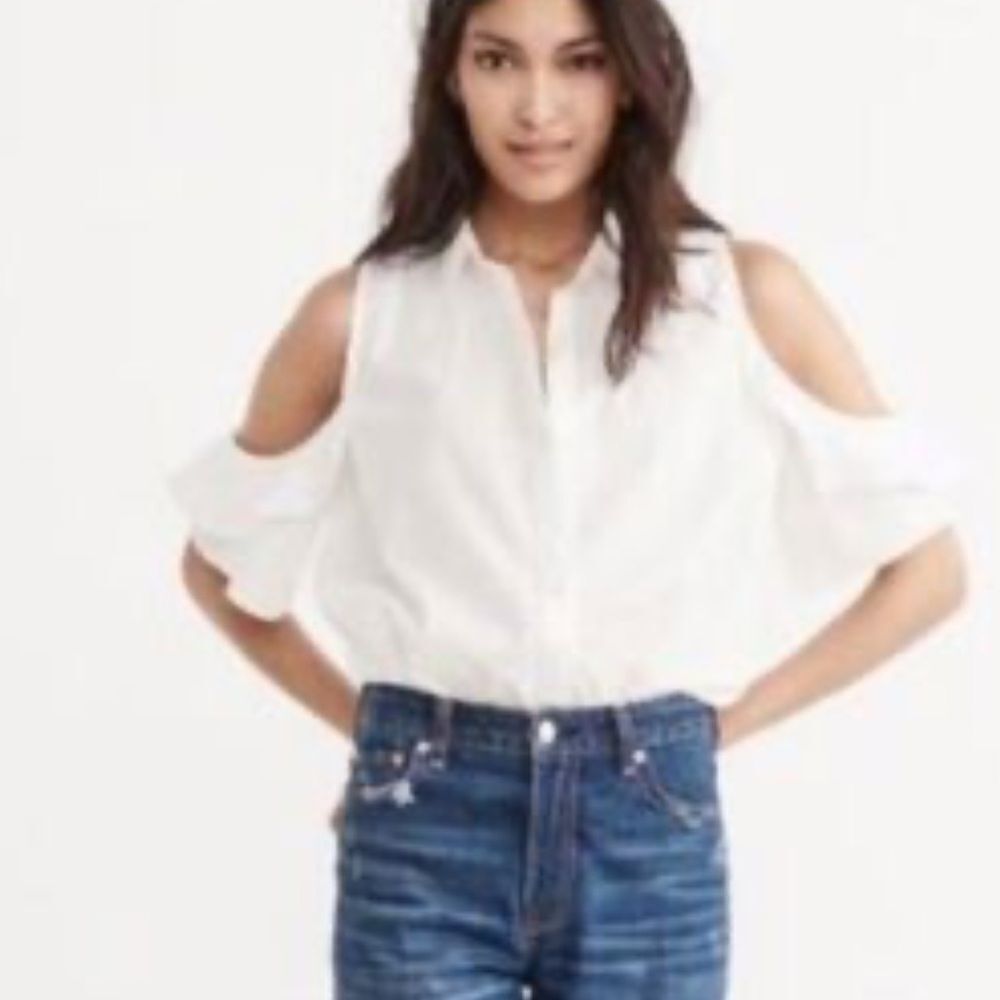 Abercrombie & Fitch Cut Out Shoulder White Button Down Cotton Top(Size Medium)
